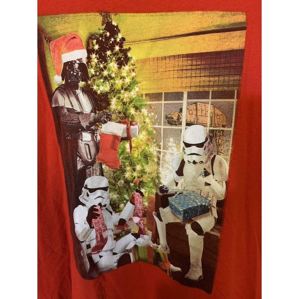 Star Wars Christmas Darth Vader Stormtrooper Presents Men’s Sz XL‎ Red